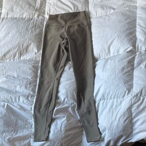 ALO Yoga Women’s High-Waist Olive Leggings